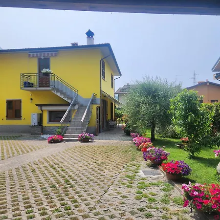L'ulivo View Private Road 5 Kilometers From Varenna Апартаменты *