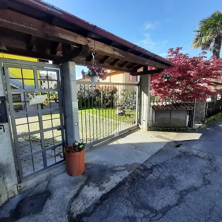 L'ulivo 5 Chilometri Da Varenna Vista In Via Privata Appartement Lierna